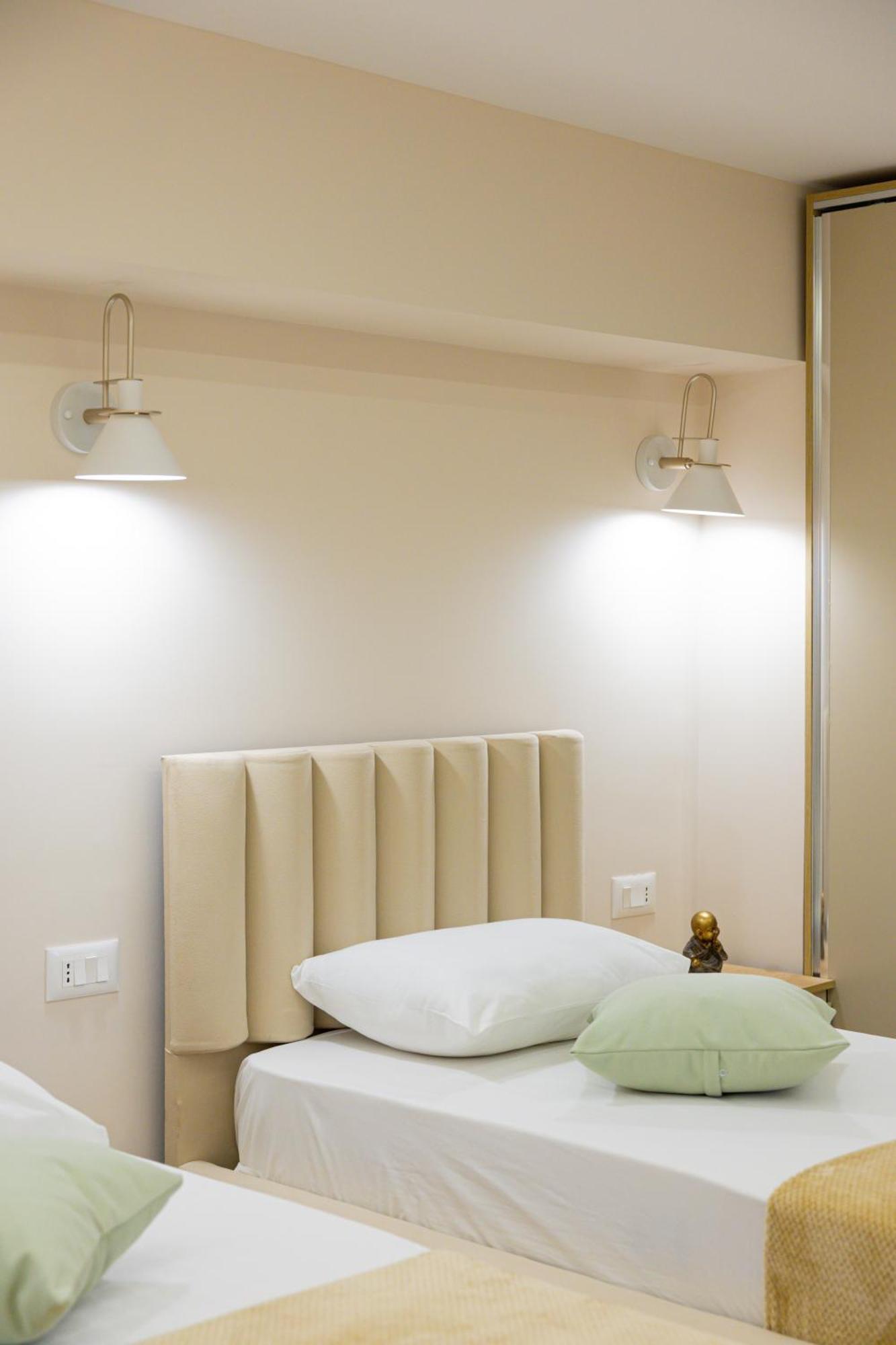 Arial Lofts Hotel Vlore Bagian luar foto